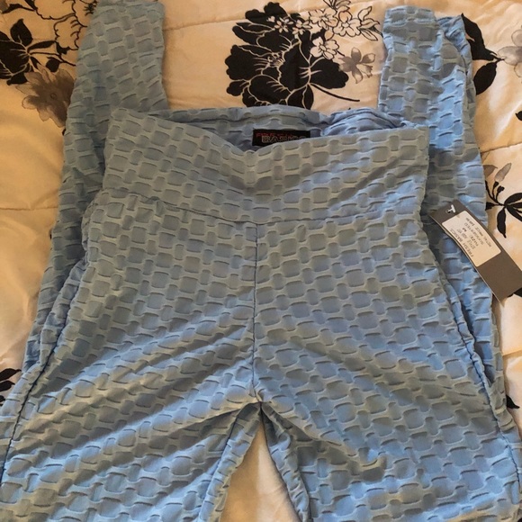 New with tags Leggings - Picture 4 of 6